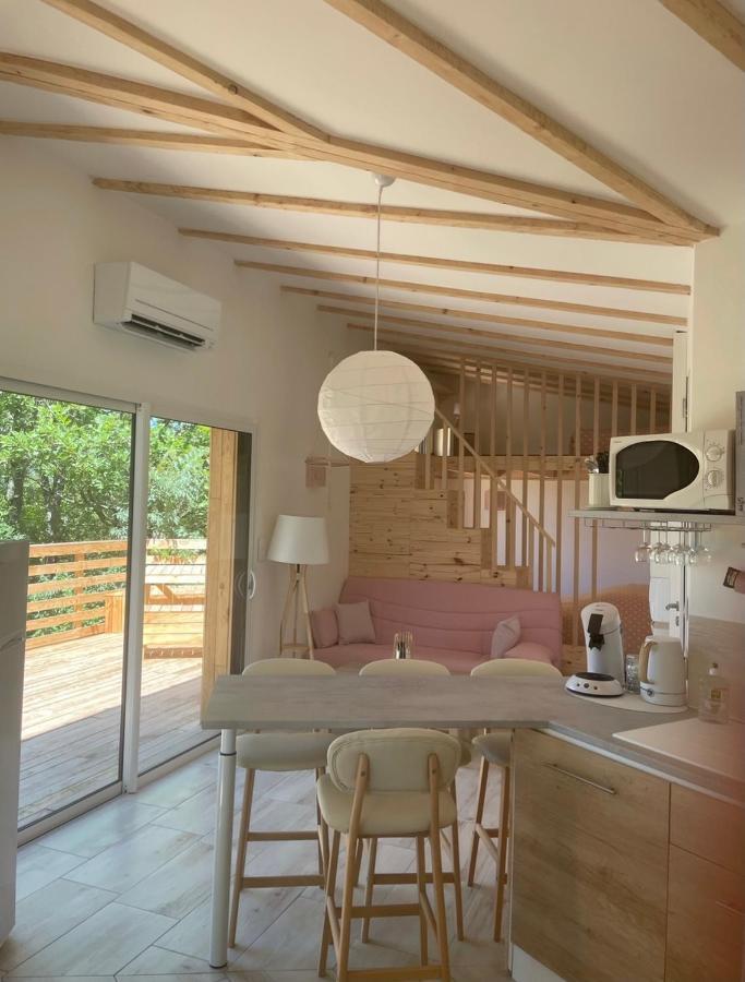 Chalet Cocoon Laroque  Exterior photo